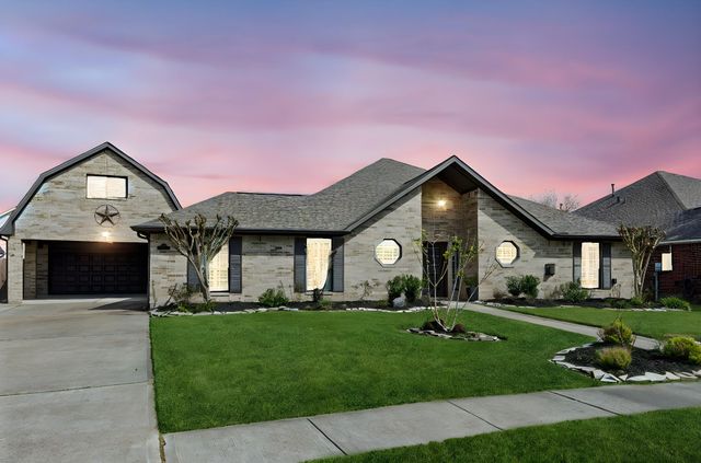 404 Primrose Lane, League City, TX 77573