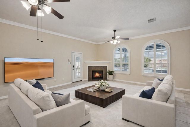 404 Primrose Lane, League City, TX 77573