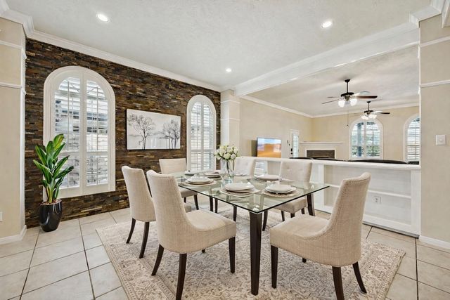 404 Primrose Lane, League City, TX 77573