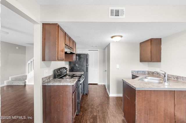 791 ASSISI Lane 1503, Jacksonville, FL 32233