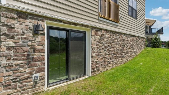 406 Barons Ct, Peters Twp, PA 15367