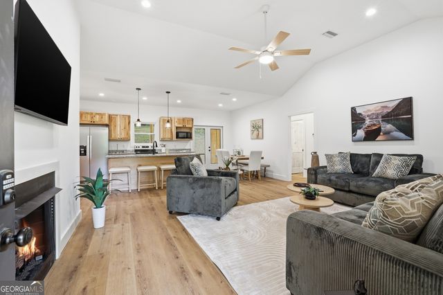 5442 Lake Rabun Road, Lakemont, GA 30552