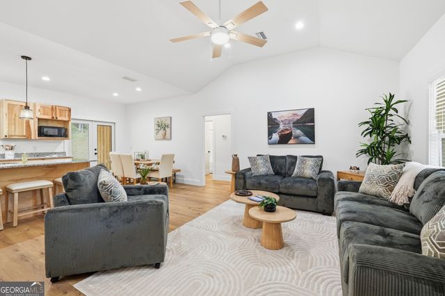 5442 Lake Rabun Road, Lakemont, GA 30552