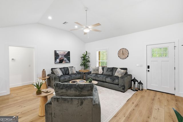 5442 Lake Rabun Road, Lakemont, GA 30552