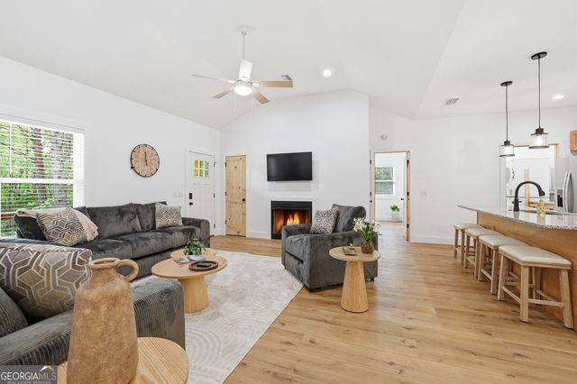 5442 Lake Rabun Road, Lakemont, GA 30552
