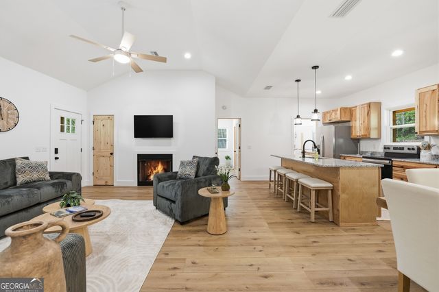5442 Lake Rabun Road, Lakemont, GA 30552