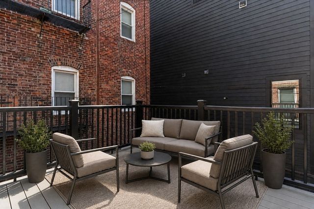 82 Endicott Street 3, Boston, MA 02113