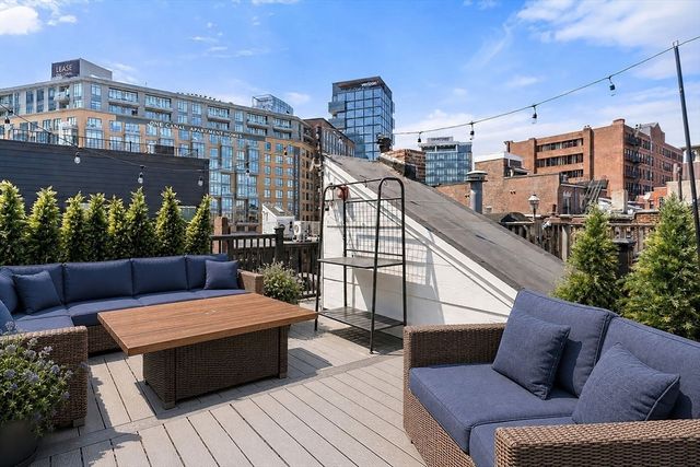 82 Endicott Street 3, Boston, MA 02113
