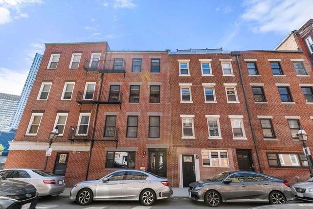 82 Endicott Street 3, Boston, MA 02113