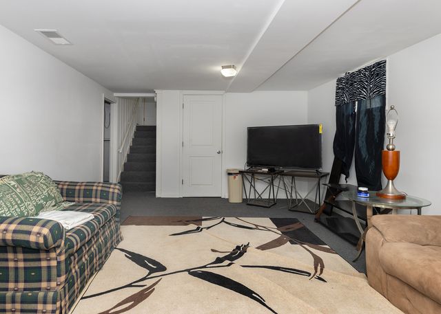 1717 6th Street, Rock Island, IL 61201