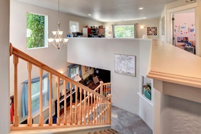 739 Spring Valley Drive, Medford, OR 97501