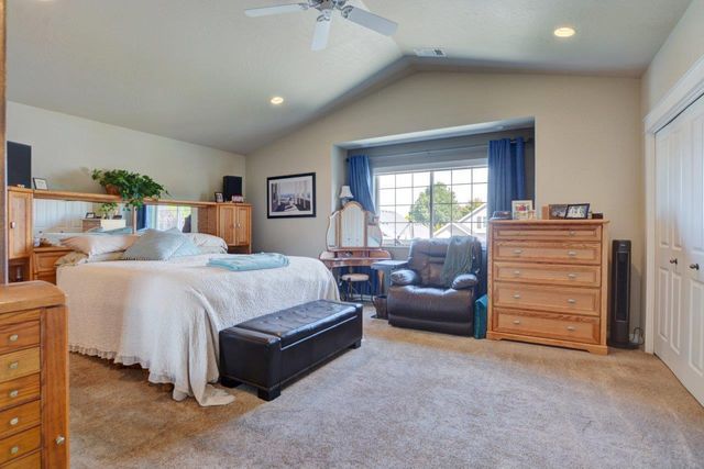 739 Spring Valley Drive, Medford, OR 97501