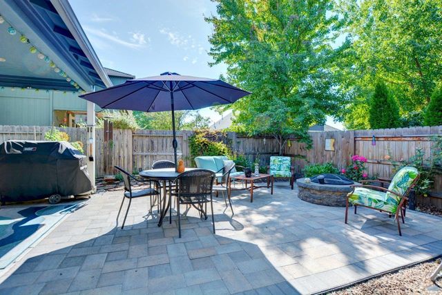 739 Spring Valley Drive, Medford, OR 97501