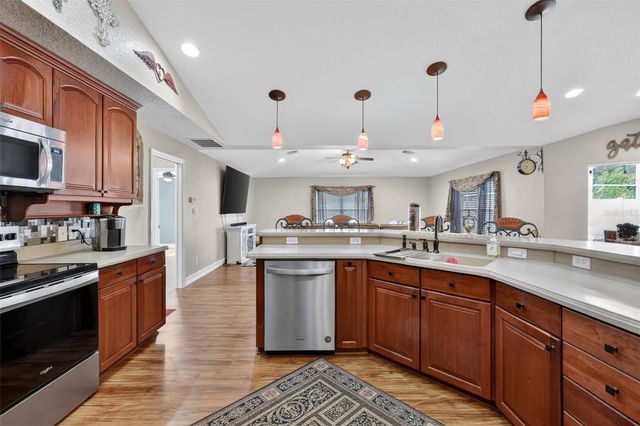 35043 SILVER OAK DRIVE, Leesburg, FL 34788