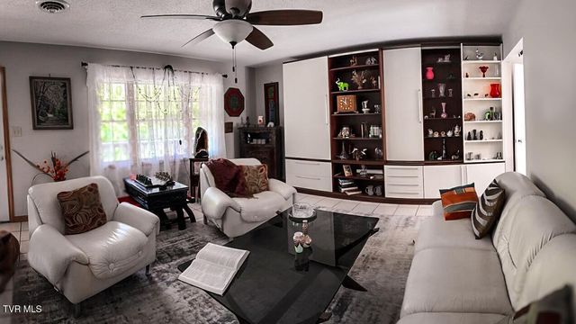 568 Possum Creek Road, Bluff City, TN 37618