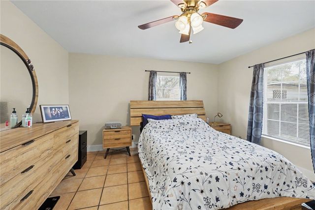 629 W Yoakum Ave, Aransas Pass, TX 78336