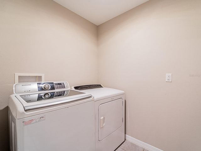 13748 WINEBERRY DRIVE, Dade City, FL 33525