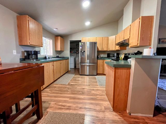 141469 Red Cone Drive, Crescent Lake, OR 97733