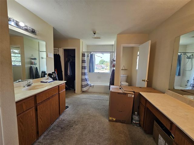 13615 Repa Lane, Houston, TX 77014