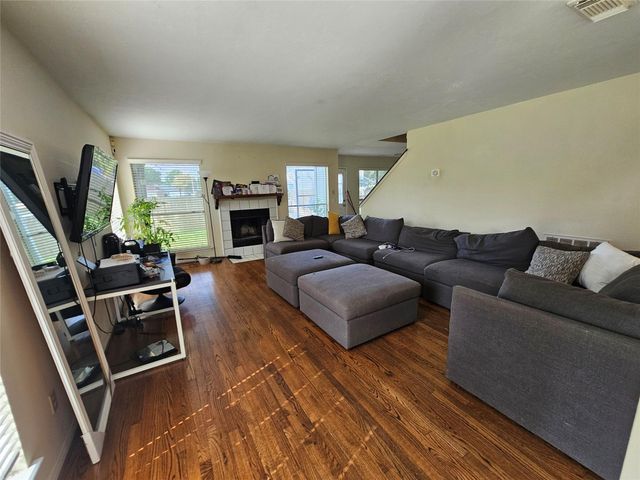 13615 Repa Lane, Houston, TX 77014