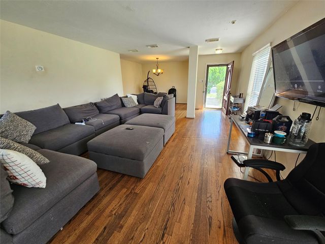 13615 Repa Lane, Houston, TX 77014