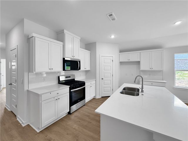 639 S Neon Avenue, Fayetteville, AR 72704