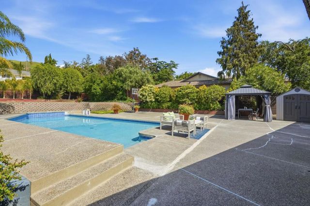 3845 Suncrest Avenue, San Jose, CA 95132
