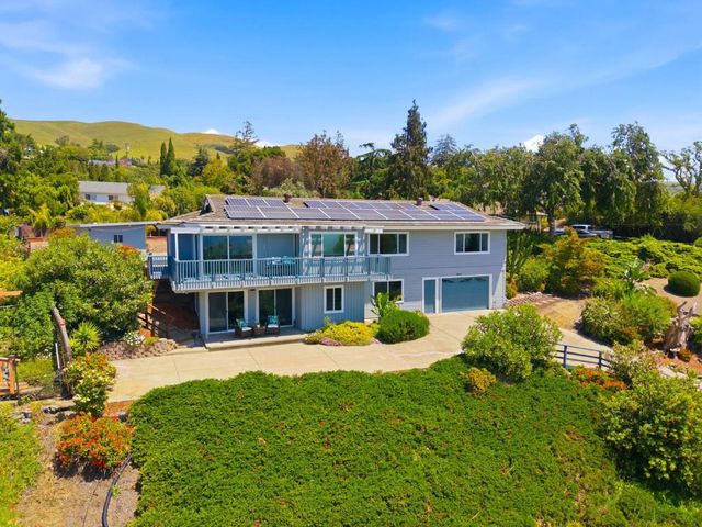 3845 Suncrest Avenue, San Jose, CA 95132