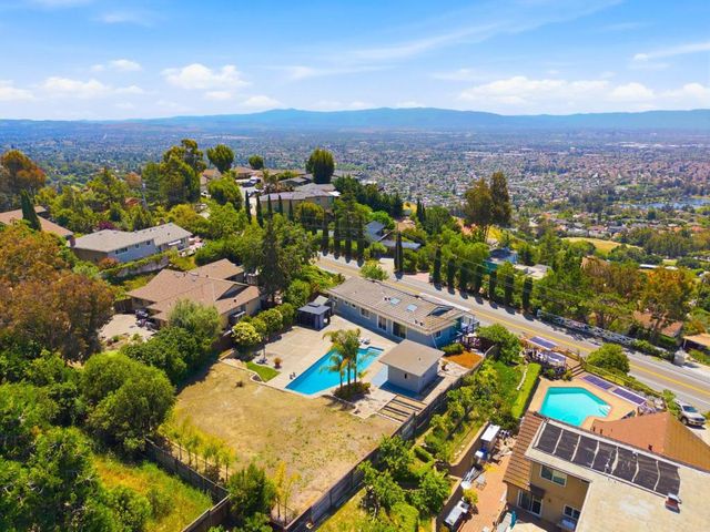 3845 Suncrest Avenue, San Jose, CA 95132