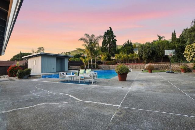 3845 Suncrest Avenue, San Jose, CA 95132