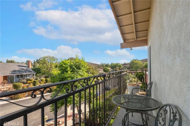 1423 Calle Fidelidad, Thousand Oaks, CA 91360