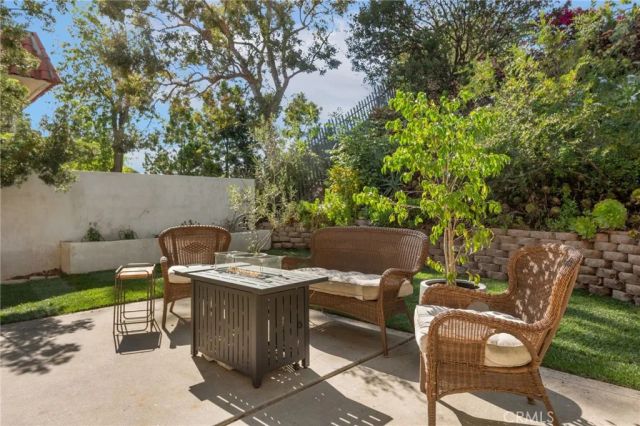 1423 Calle Fidelidad, Thousand Oaks, CA 91360