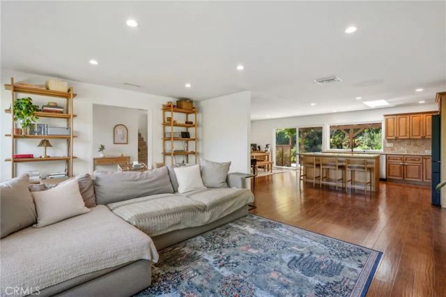 1423 Calle Fidelidad, Thousand Oaks, CA 91360