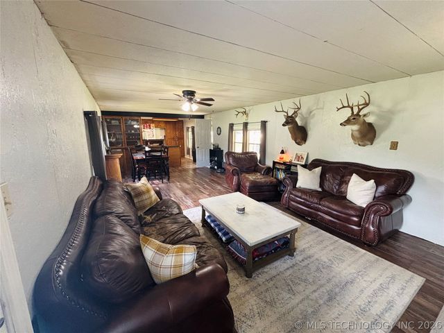 302 SW 2nd Street, Kingston, OK 73439
