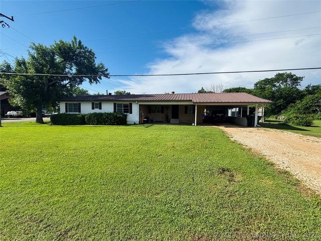 302 SW 2nd Street, Kingston, OK 73439