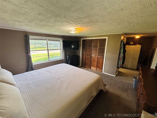 302 SW 2nd Street, Kingston, OK 73439