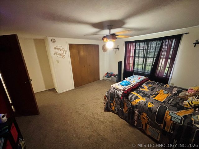 302 SW 2nd Street, Kingston, OK 73439