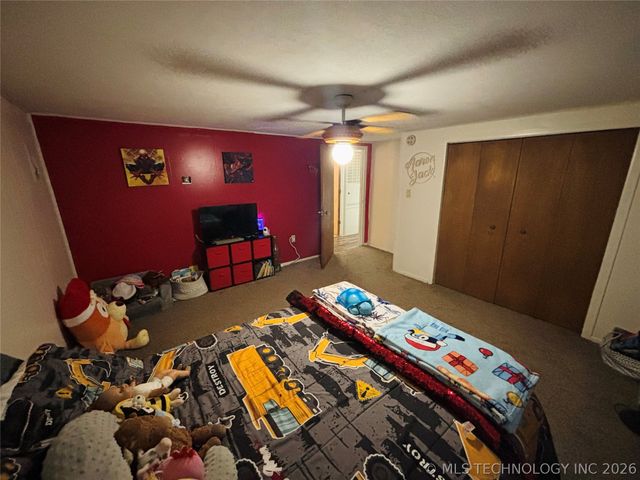 302 SW 2nd Street, Kingston, OK 73439