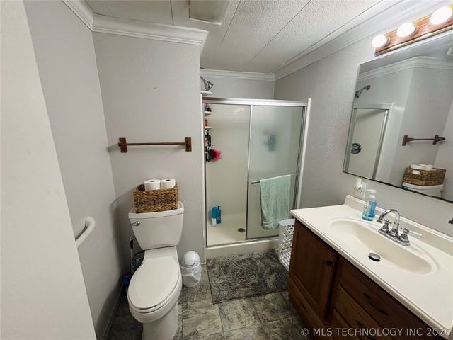 302 SW 2nd Street, Kingston, OK 73439