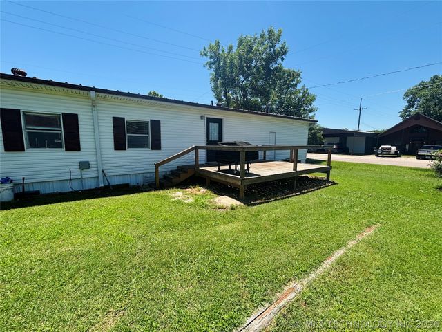 302 SW 2nd Street, Kingston, OK 73439