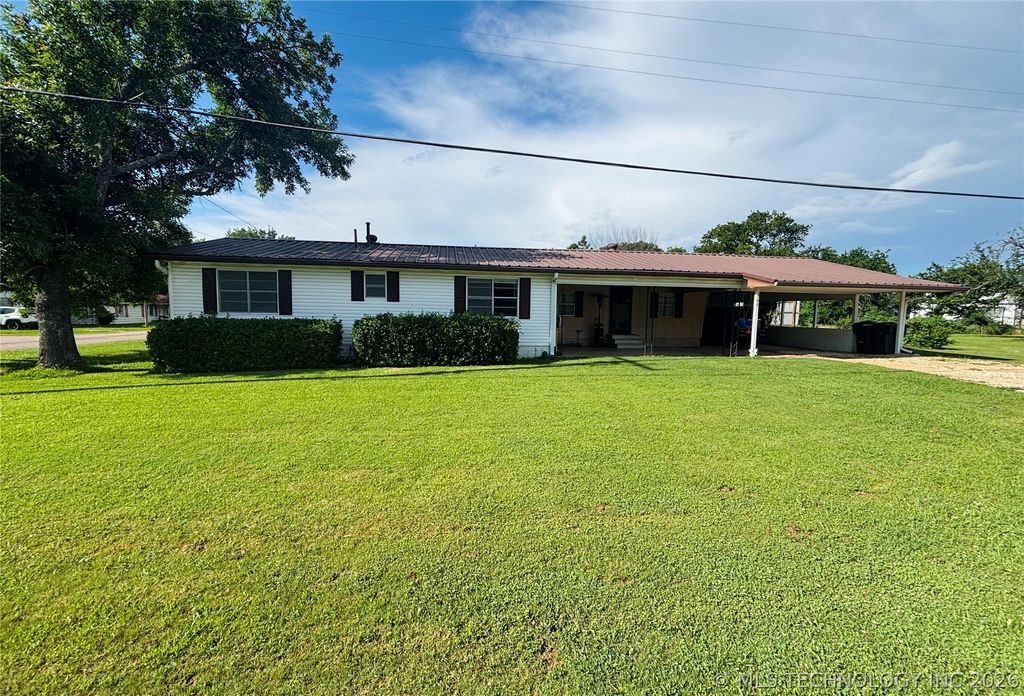 302 SW 2nd Street, Kingston, OK 73439