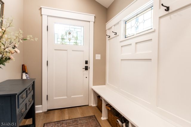 6 Ford Dr, Jefferson Twp., NJ 07438
