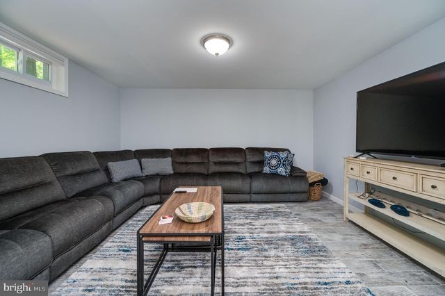 2280 TONTO DR, Auburn, PA 17922