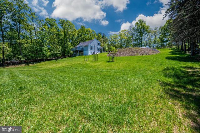 2280 TONTO DR, Auburn, PA 17922