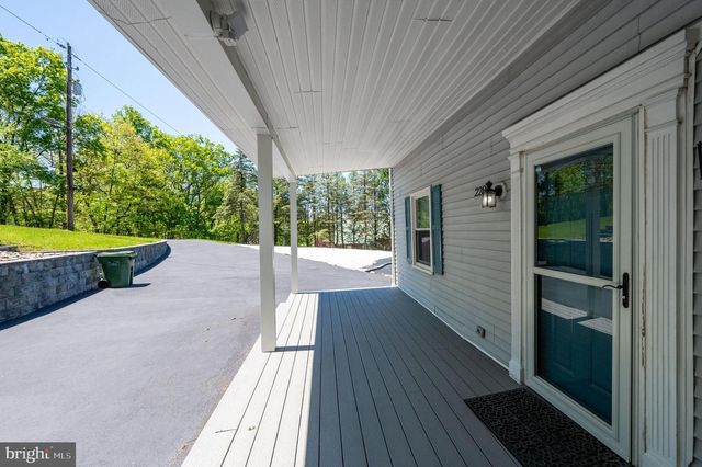 2280 TONTO DR, Auburn, PA 17922