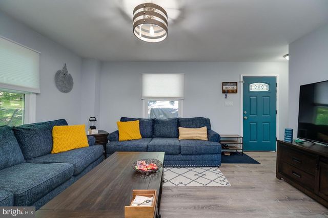 2280 TONTO DR, Auburn, PA 17922
