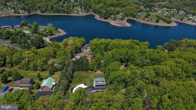 2280 TONTO DR, Auburn, PA 17922