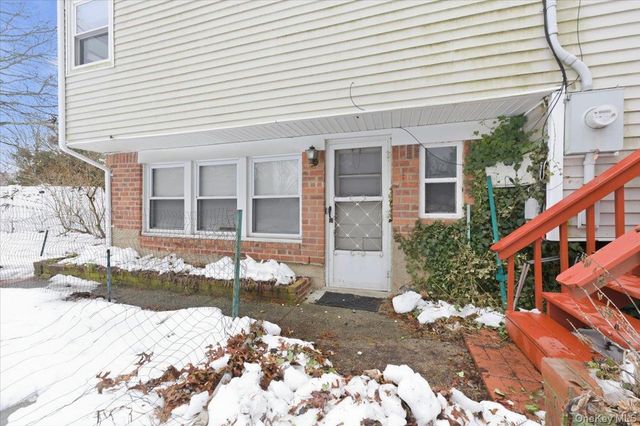 30 Middle Drive, Huntington, NY 11743