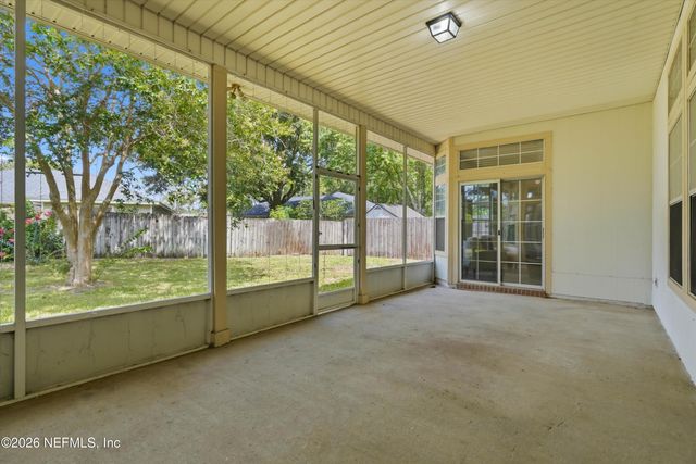 1878 WILLESDON Drive E, Jacksonville, FL 32246