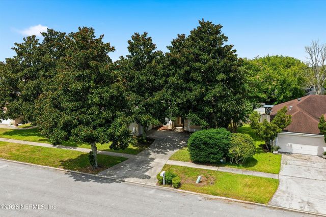 1878 WILLESDON Drive E, Jacksonville, FL 32246